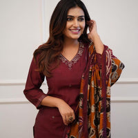 Zari Kurti Set