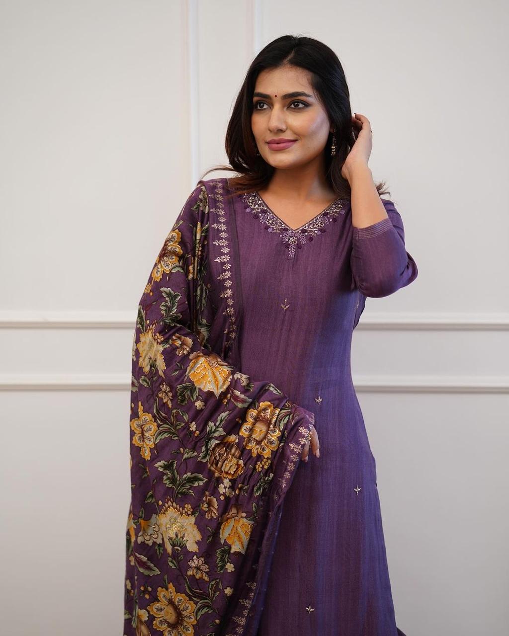 Zari Kurti Set