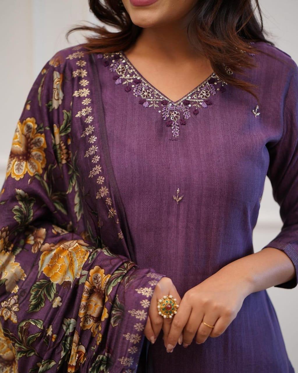 Zari Kurti Set